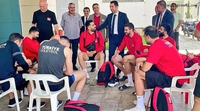 A Milli Erkek Voleybol Takımına başarılar diledi