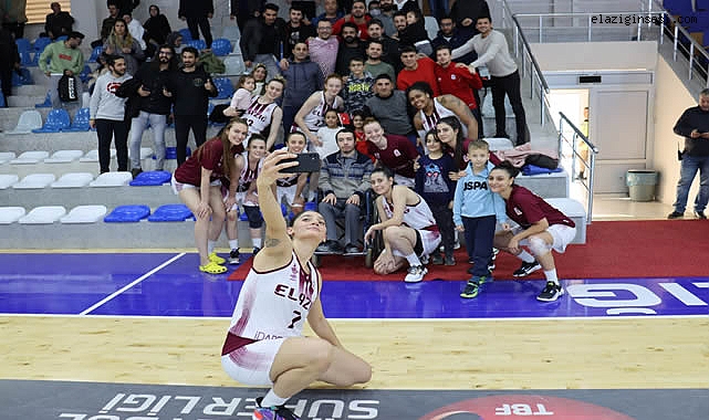 EİÖ Basketbol takımı, Emlak Konutu 81-68 yendi