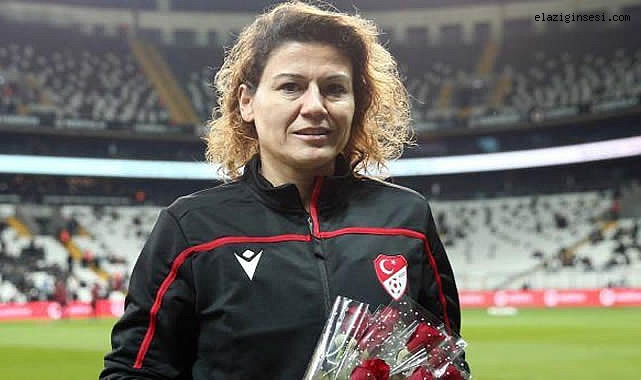 Maçı kadın hakem yönetecek