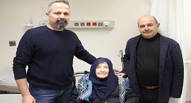 81 Yaşındaki Nurten Erol Ameliyat Korkusunu Yenip Sağlığına Kavuştu