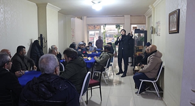 Başkan Adayı Akın'ın Projelerine Vatandaştan Birebir Anlatıyor