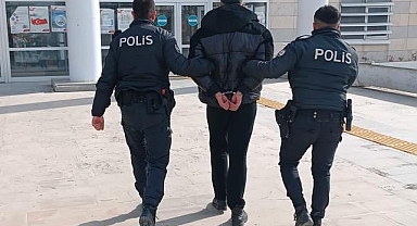 Elazığ Emniyet Müdürlüğü 15 Yıl Kesinleşmiş Cezası Olan Şüpheliyi Yakaladı