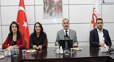 Elazığ TSO' nda Karşılıksız Çek Konulu Seminer Verildi