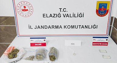 Elazığ'da Jandarma Uyuşturucuya Satıcılarına 5 Gözaltı