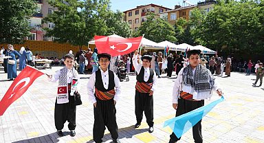 Yüzlerce öğrenci ve veliden etkinlik