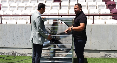 Atatürk stadyumunun çimleri klimalarla korunacak