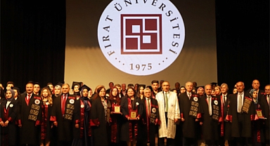 Fırat Üniversitesi'nde derece ve tez ödülleri düzenlendi
