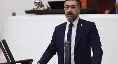 Işıkver, İlk 100'e giren Elazığlı öğrencilere öğrenim hayatları boyunca burs verecek