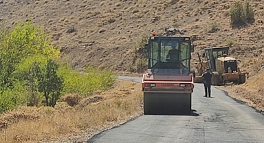 Kovancılar ilçesinde yol yapım işlerinini devam ettiği açıklandı