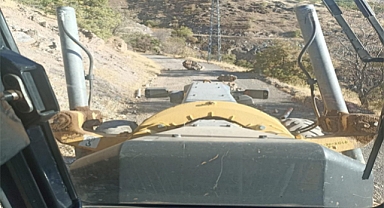 Depremde bir süre ulaşımı aksatan yollar açıldı