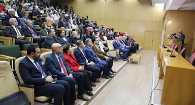 FÜ'sinde Cumhuriyet Bayramı nedeniyle konferans düzenlendi