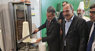 Milletvekili Keleş, Elazığ Gıda, Tarım, Hayvancılık, Teknoloji ve Yöresel Ürünler Fuarı'nı ziyaret etti