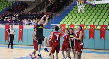 Elazığ'da Basketbol U18 Yerel lig mücadelesi başladı