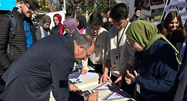 FÜ'si Öğrenci toplulukları tanıtım günleri düzenledi