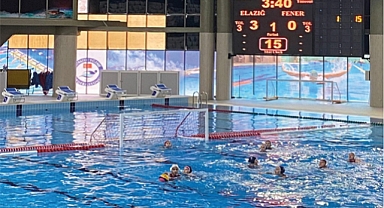 Elazığ Gençlik Spor Kulübü Sutopu takımı grup maçlarında başarılı sonuçlar aldı 