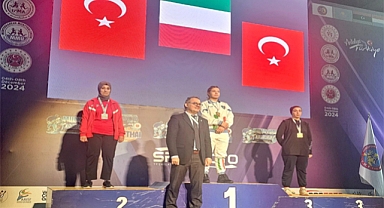 Elazığ'lı sporcumuz Muaythaı'de Türkiye ikincisi oldu