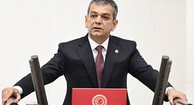 Milletvekili Prof. Dr. Keleş'te, Hastanenin taşınmasının söz konusu olmadığı açıkladı