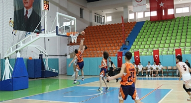 Elazığ'da Basketbol'da Bölge Şampiyonası sona erdi