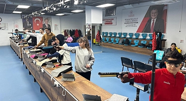 Elazığ'da Dört branşta sporcular birinci olmak için kıyasıya yarıştı