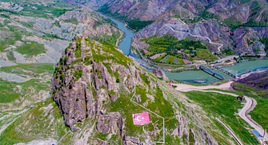 Elazığ Palu Kalesi'nde tarih yeniden canlanıyor