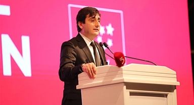 Akın: Hukuksuzluğu safsatalarla aklama çabalarını ibretle izliyoruz