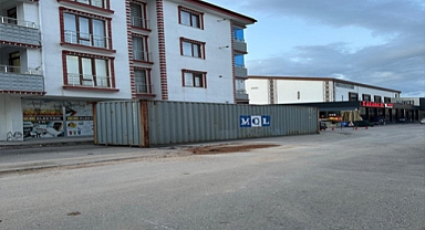 Belediyede disiplinsizliğin yansıması caddelerin işgal edilmesine kadar vardı