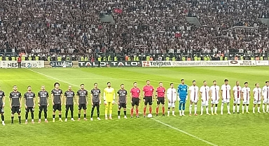 Maçın skorunu taraftar belirledi: Elazığspor - Vanspor FK maçı tatil edildi