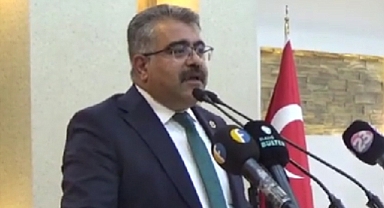 Elâzığ'da bina cepheleri reklam panosuna döndü