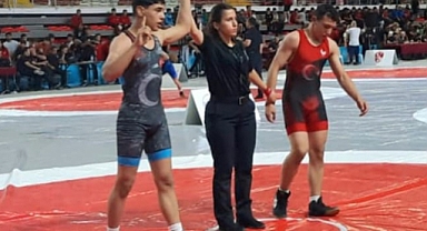 Elazığlı Minik Güreşçiler Türkiye şampiyonası'nda göz doldurdu