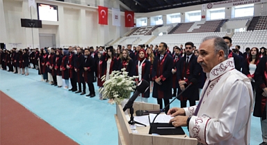 FÜ'si Veteriner, Tıp ve Sağlık Bilimleri Fakültelerinde 720 öğrenci mezun oldu
