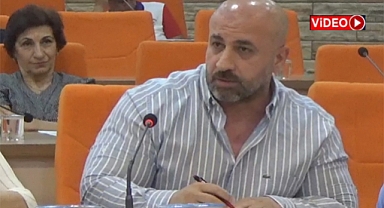 Akkoç'tan Ulaşım ve Altyapı Eleştirisi: Keyfi seferlerin kaldırılması emrini size kim veriyor?