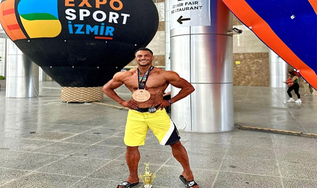 Serdal Topal'dan Türkiye üçüncülüğü!