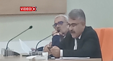 Karahüseyinoğlu, Vatandaşın mahallesindeki imar çarpıklığını ortaya koyan mesajını mecliste okudu