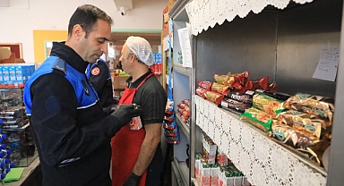 Zabıta ekipleri okul kantinlerini denetledi