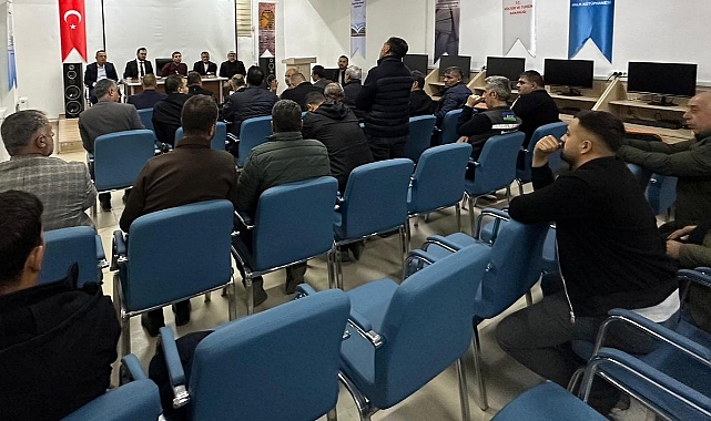 AK Parti İl Başkanı Selmanoğlu ve Milletvekili Nazırlı Palu ilçesini ziyaret etti