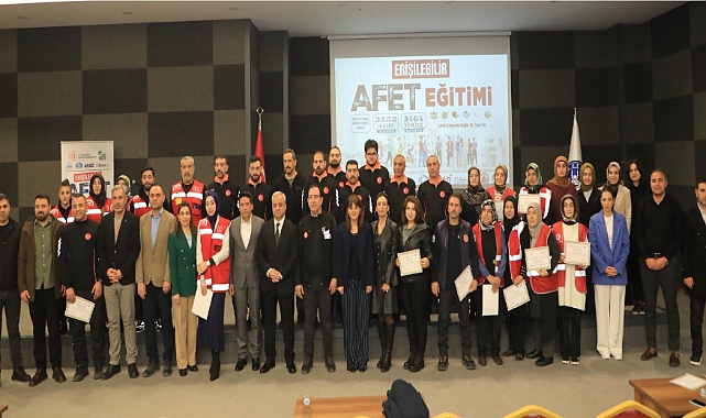 Afet Eğitimi Projesi'nin söyleşi ve sertifika programı yapıldı