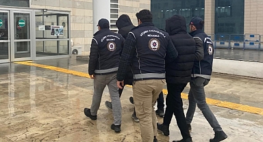 Elazığ'da: 16 Düzensiz göçmen yakalandı, 2 şüpheli tutuklandı