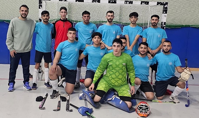 Elazığ Hokeyde yarı finale adını yazdırdı