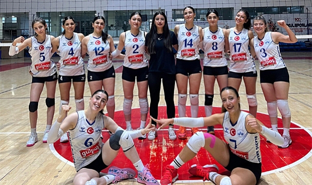 Kadın Voleybol takımımız liderliğini korudu 