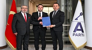 Anahtar Partisinde yeni dönem: İl Başkanı Sarışın oldu 