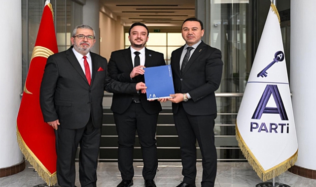 Anahtar Partisinde yeni dönem: İl Başkanı Sarışın oldu 