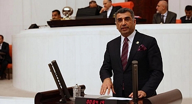 Erol; Belediyeye her fırsatta şirinliği ihmal etmiyor