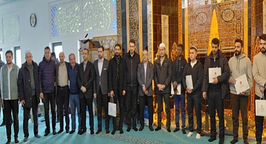 Uluslararası öğrencilerden Kuran-ı Kerim ziyafeti