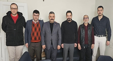 Zafer Partisinden görme engelliler derneği'ne ziyaret