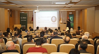 AK Parti Elazığ İl Kadın Kollarından bağımlılıkla mücadele semineri