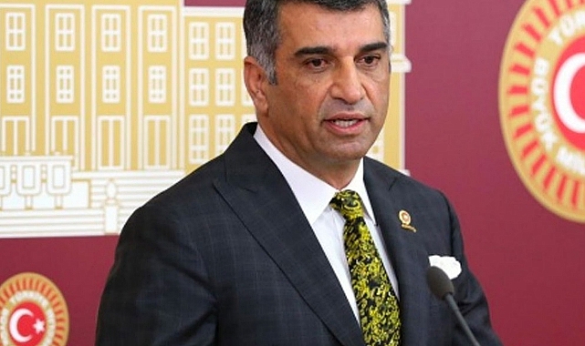 Demokrasiden bahseden Erol'a önceki dönem il başkanından sert çıkış