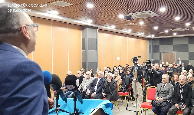 Elazığ'da Şiir ve Millî Kimliğin İnşası konferansı düzenlendi