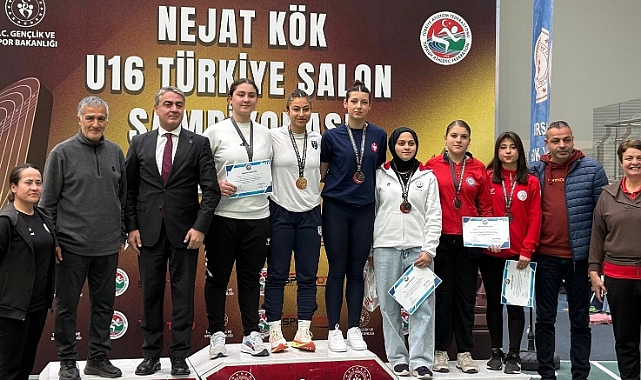 Elazığlı Sporcular U16 Salon Türkiye Şampiyonası'na damga vurdu