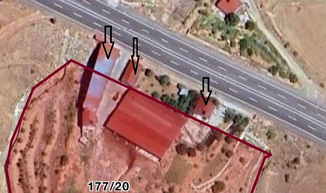 CİMER tespit etti: Belediye Başkanının karayolları arazisinde kaçak yapısı ortaya çıktı