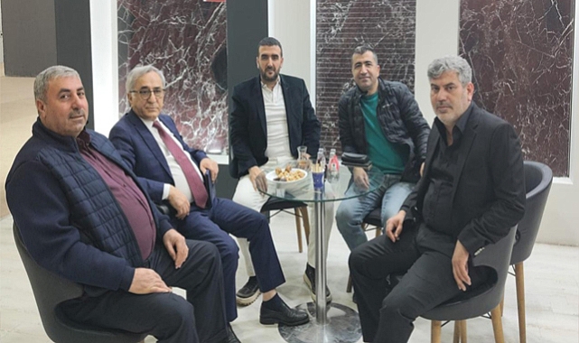 Elazığ OSB Başkanı Öztürk, İzmir mermer fuarı'nda bölge firmalarını ziyaret etti